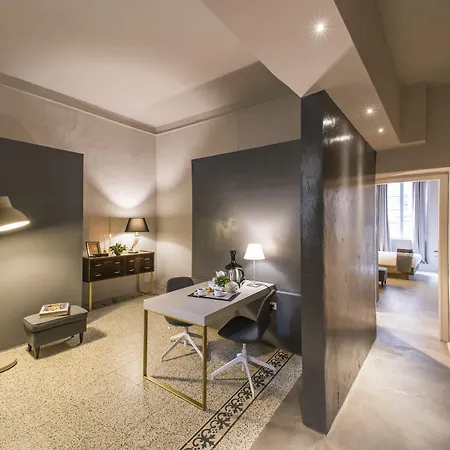 Palazzo Del Papa Konukevi 4*