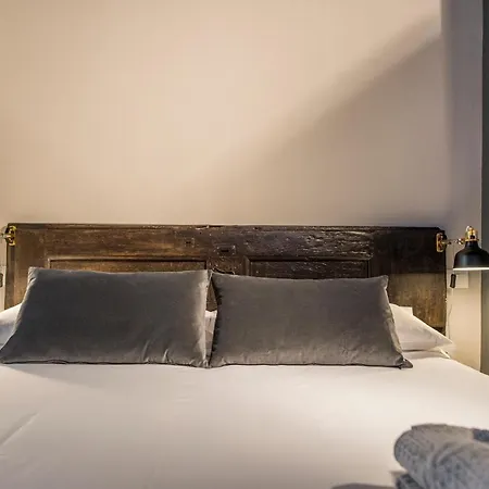 Konukevi Palazzo Del Papa 4*