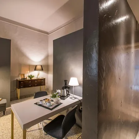 Palazzo Del Papa Guest house